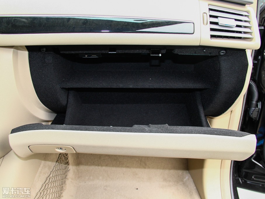 2014YR R 320 4MATIC̄(w)