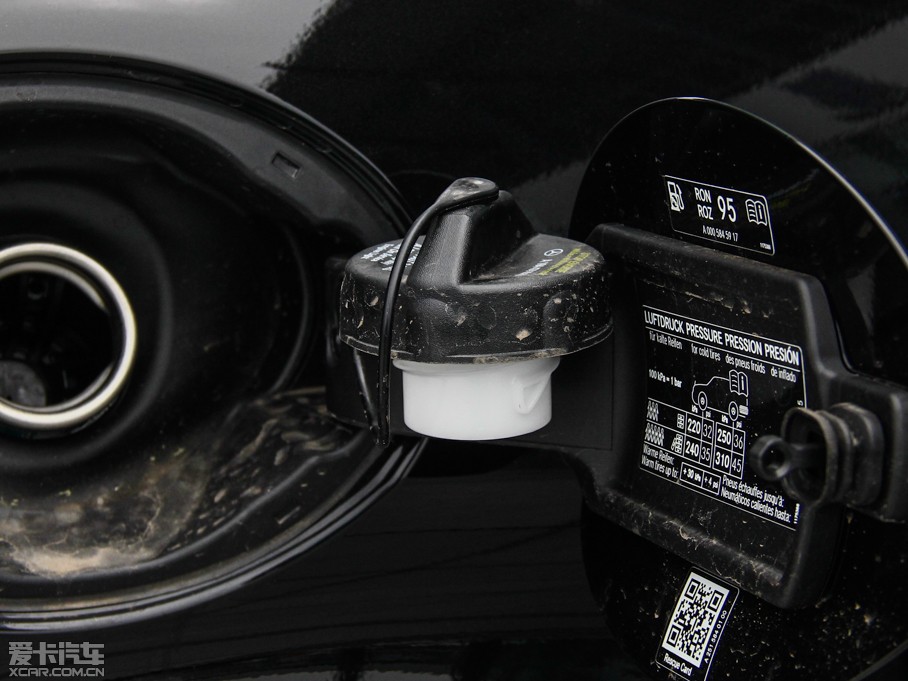 2014YR R 320 4MATIC̄