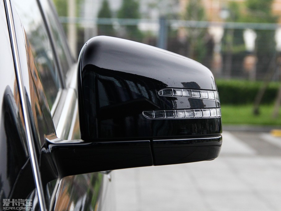 2014YR(j) R 320 4MATIC̄(w)