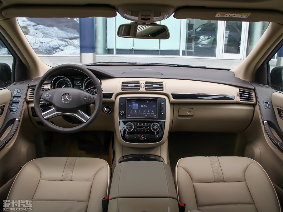 2014YR R 320 4MATIC̄