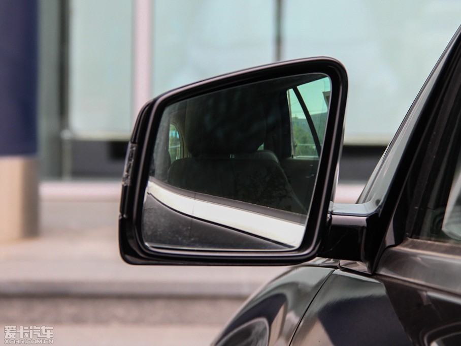 2014YR(j) R 320 4MATIC̄(w)