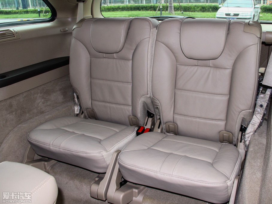 2014YR(j) R 320 4MATIC̄(w)