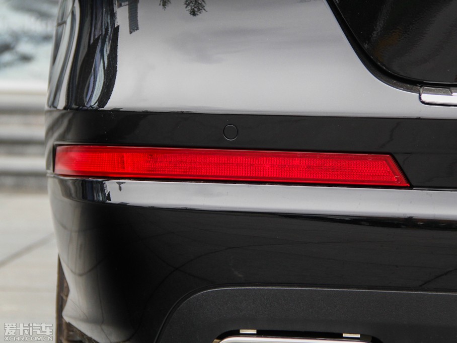 2014YR(j) R 320 4MATIC̄(w)