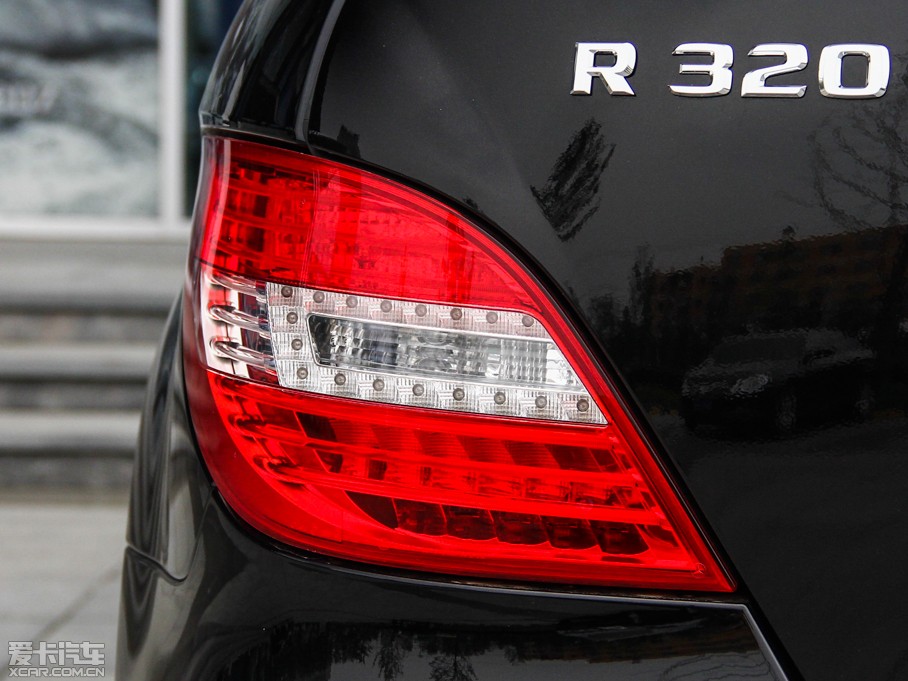 2014YR R 320 4MATIC̄