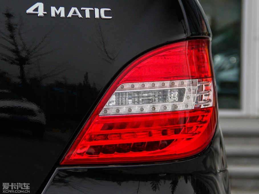 2014YR R 320 4MATIC̄(w)