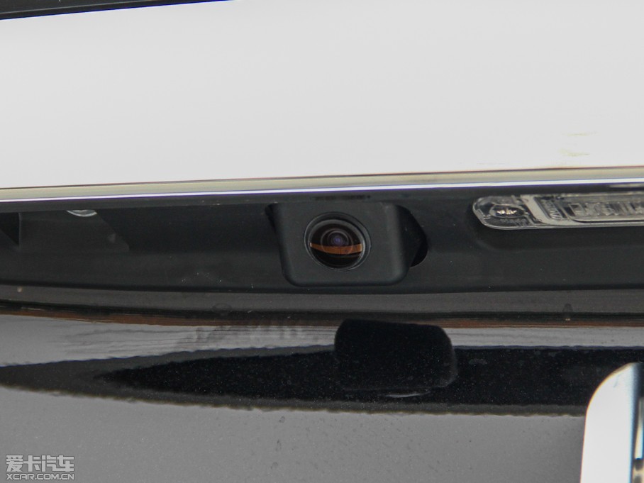 2014YR R 320 4MATIC̄