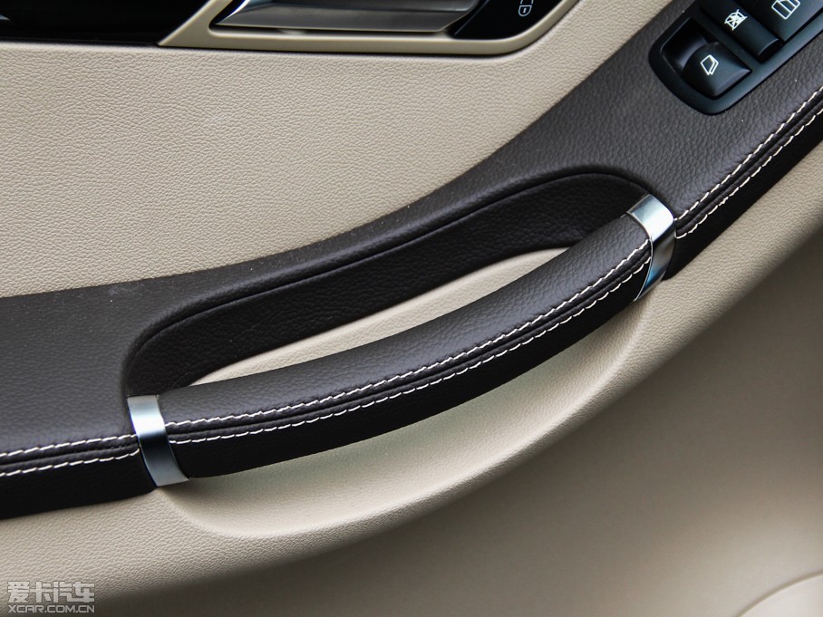 2014YR R 320 4MATIC̄