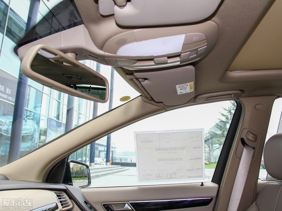 2014YR R 320 4MATIC̄