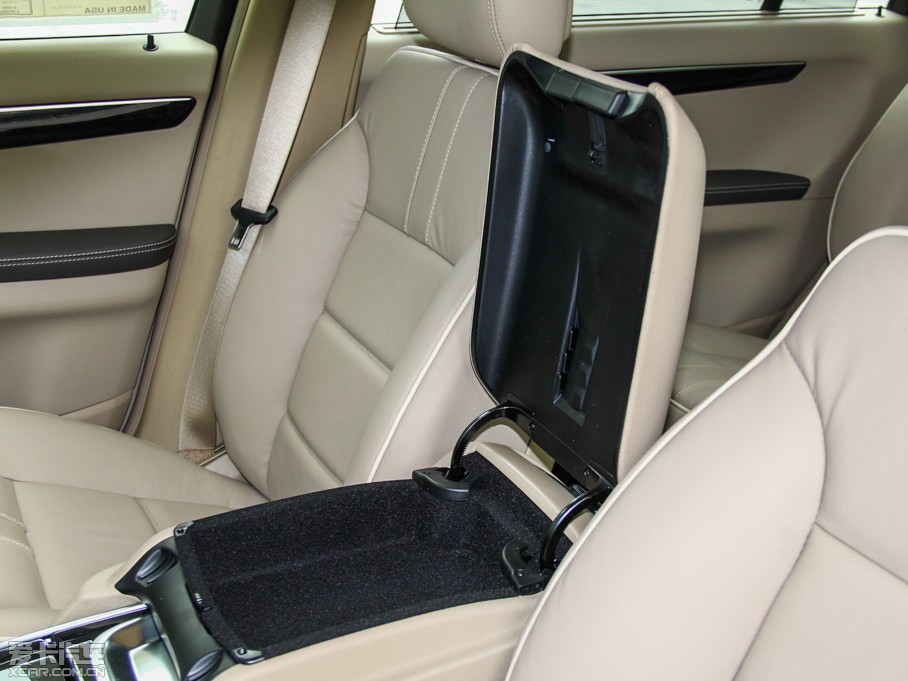 2014YR R 320 4MATIC̄