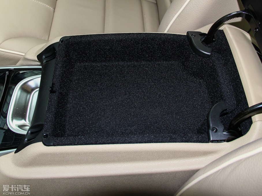 2014YR R 320 4MATIC̄