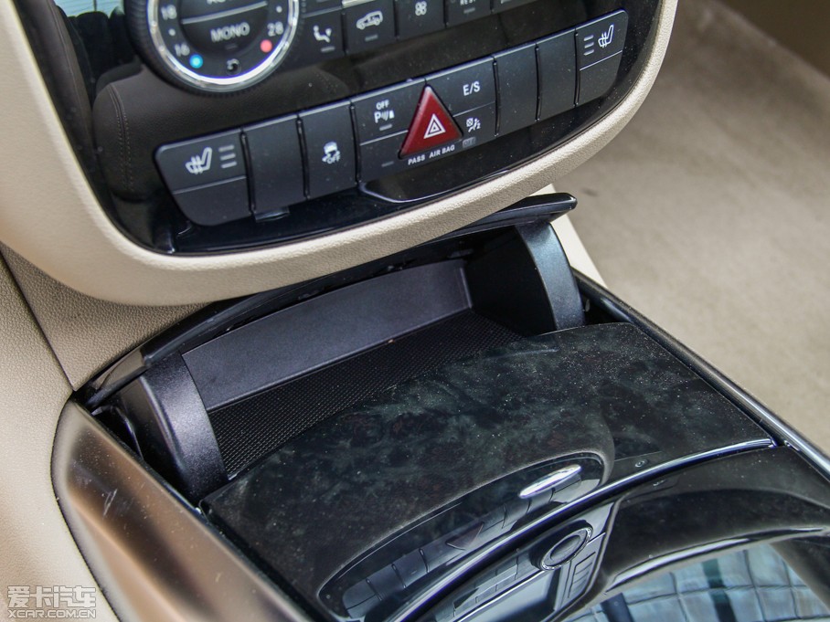 2014YR R 320 4MATIC̄(w)