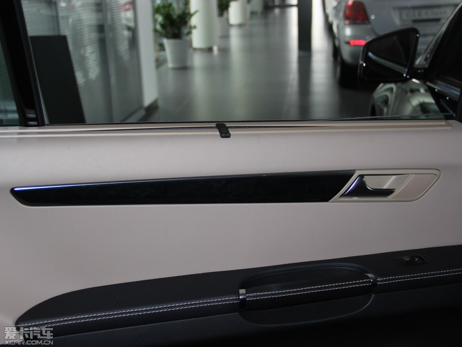 2014YR R 320 4MATICA