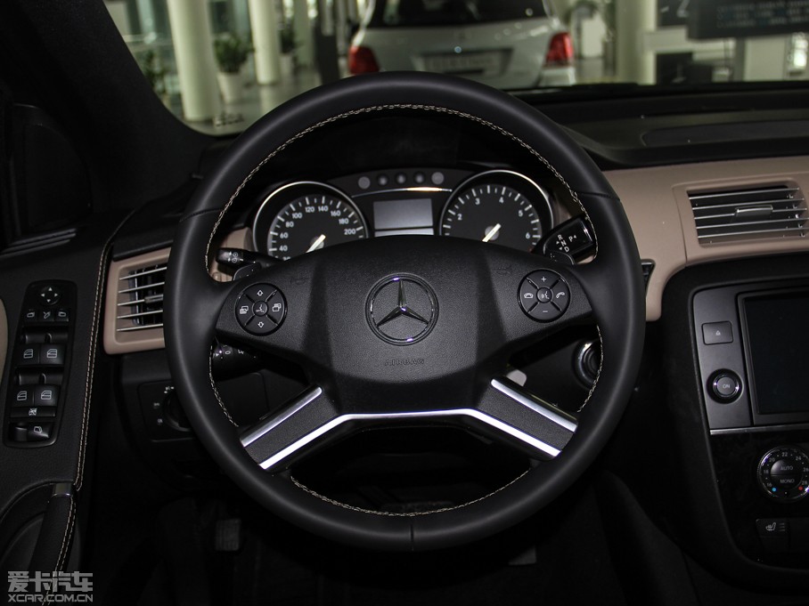 2014YR R 320 4MATICA