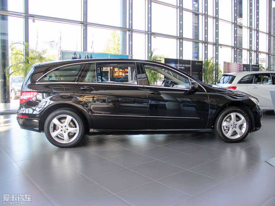 2014YR R 400 4MATIC̄