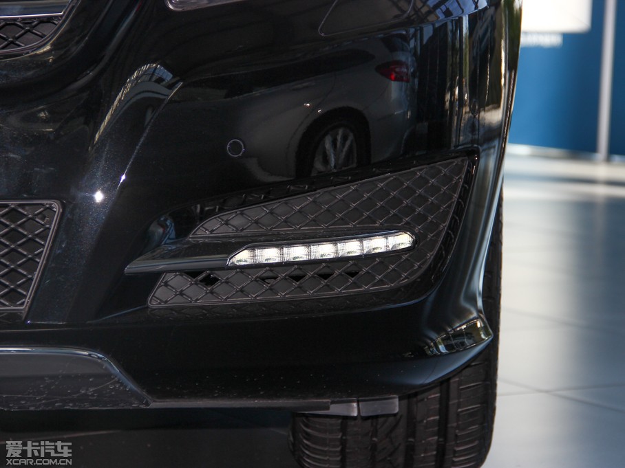 2014YR R 400 4MATIC̄