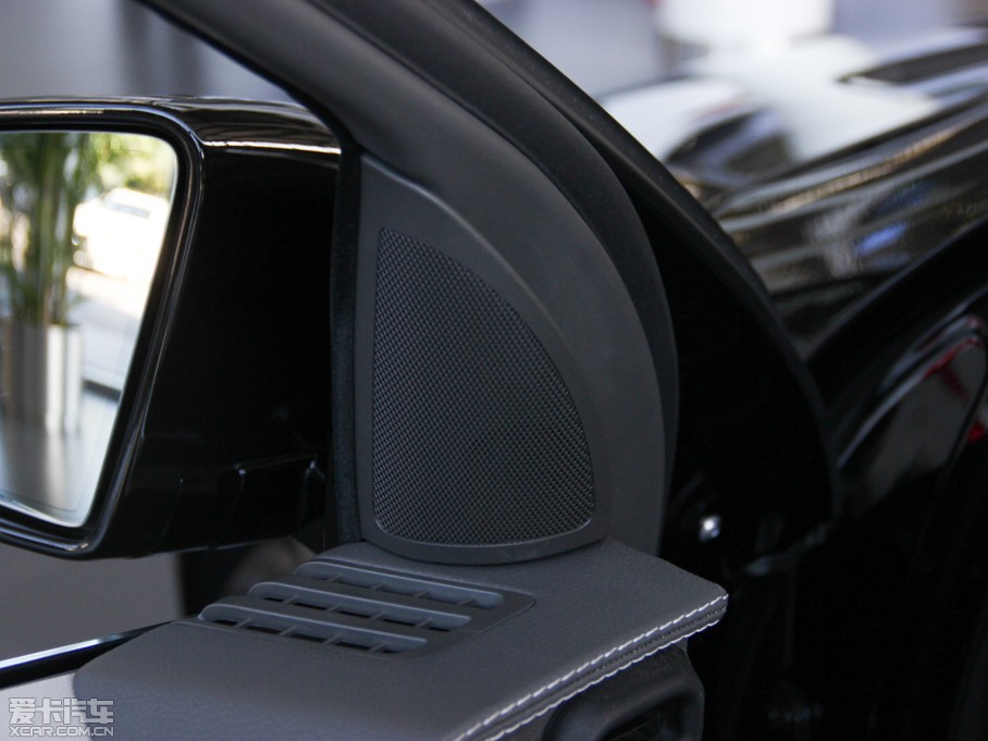 2014YR R 400 4MATIC̄