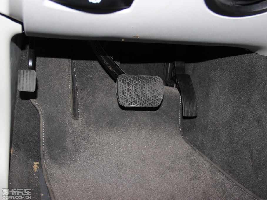 2014YR R 400 4MATIC̄(w)