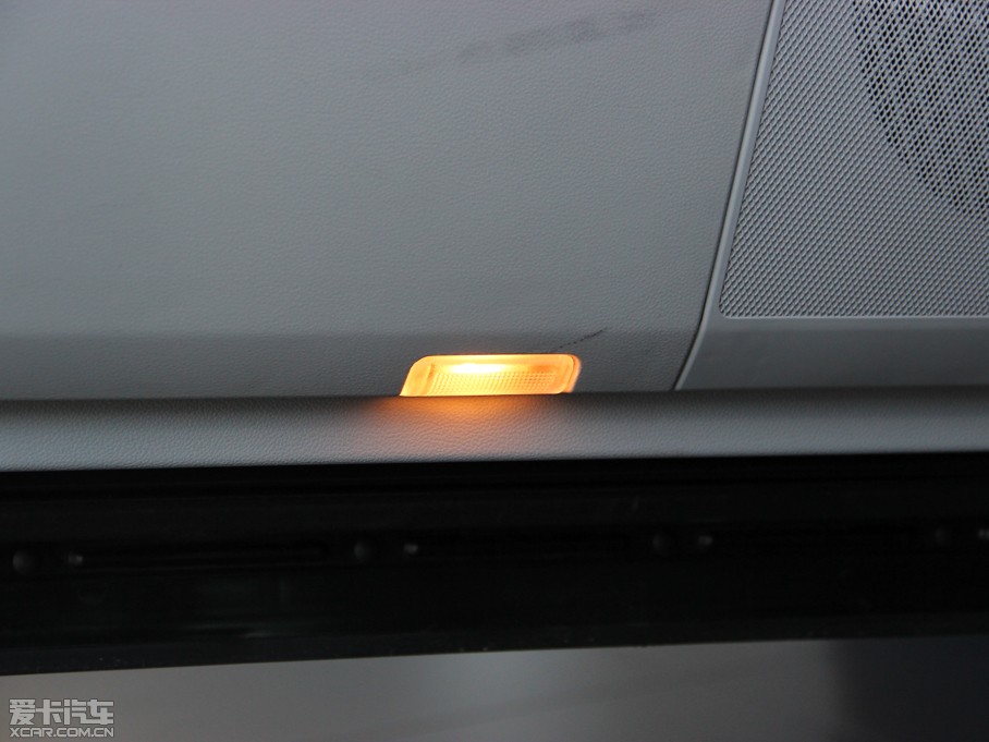 2014YR R 400 4MATIC̄