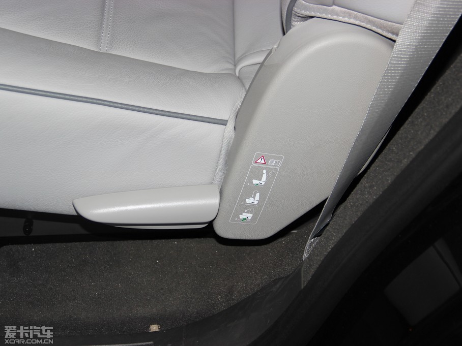 2014YR R 400 4MATIC̄