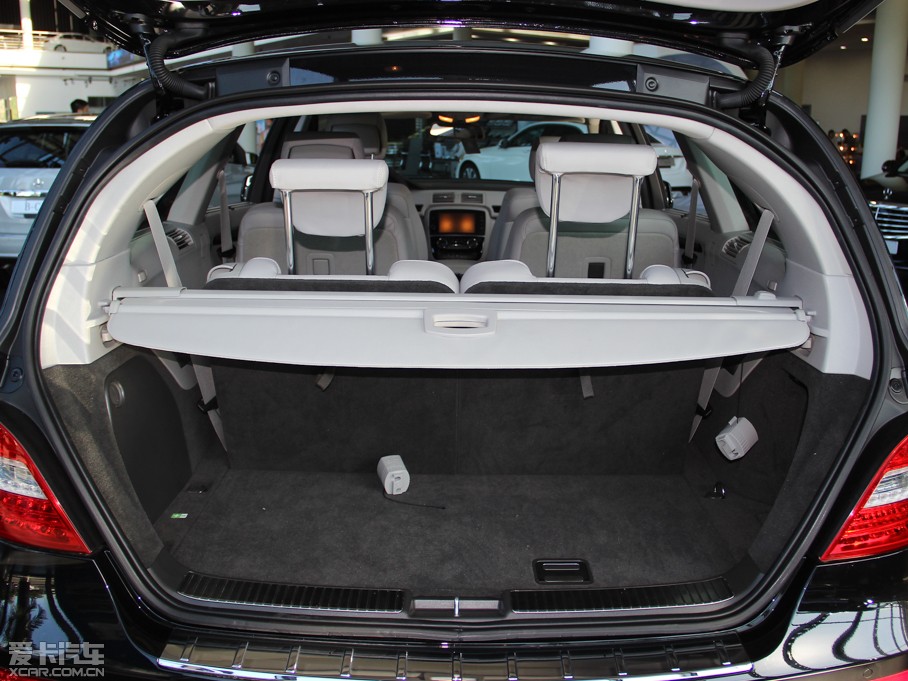 2014YR R 400 4MATIC̄