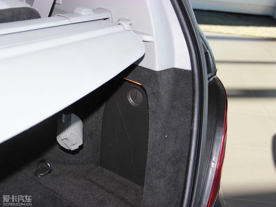 2014YR R 400 4MATIC̄