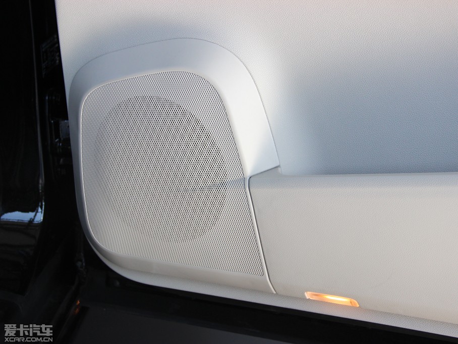 2014YR R 400 4MATIC̄