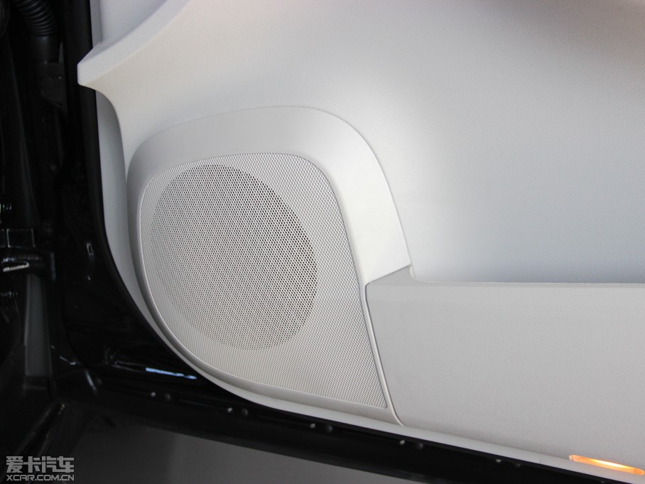 2014YR R 400 4MATIC̄