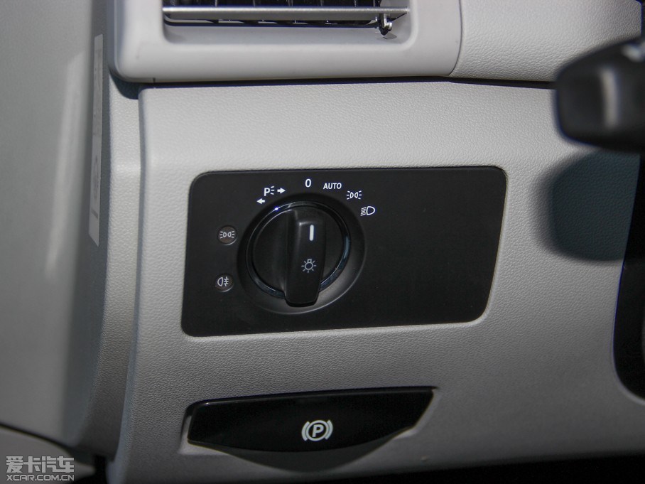 2014YR(j) R 400 4MATIC̄(w)