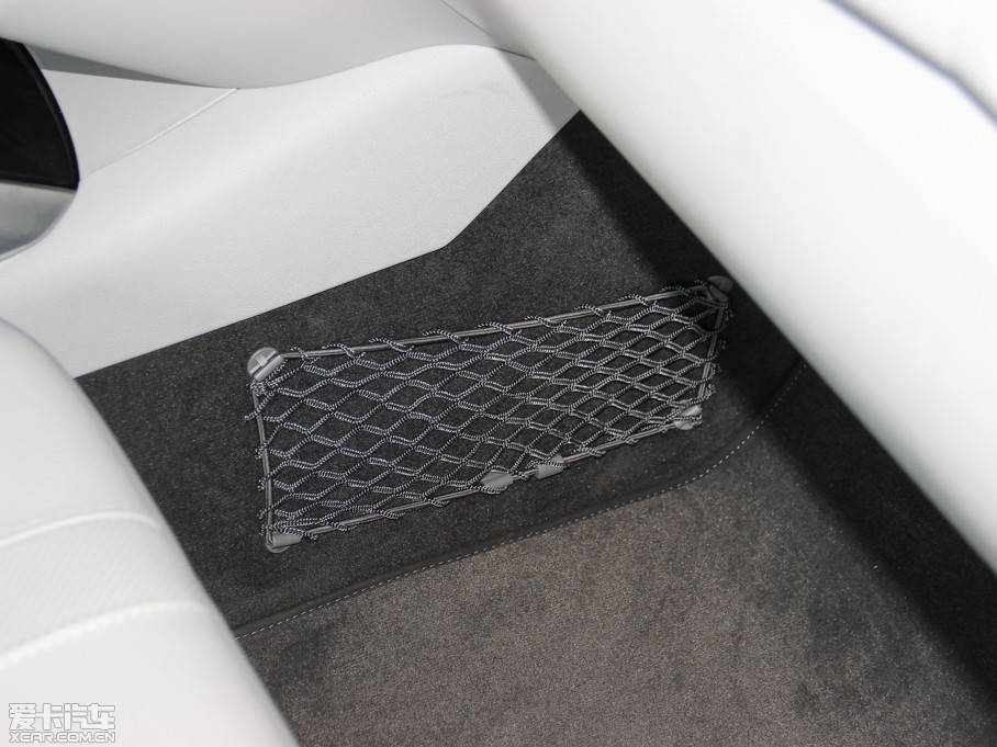 2014YR R 400 4MATIC̄