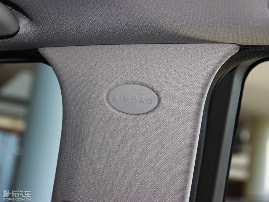 2014YR R 400 4MATIC̄