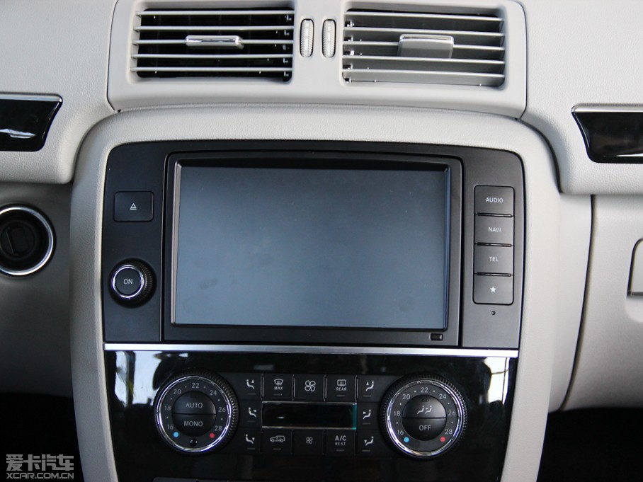 2014YR R 400 4MATIC̄