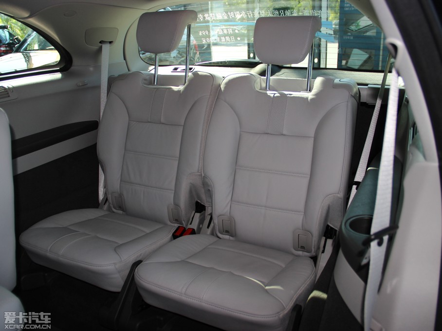 2014YR R 400 4MATIC̄