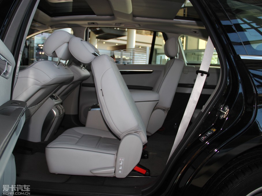 2014YR R 400 4MATIC̄