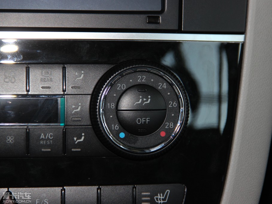 2014YR R 400 4MATIC̄