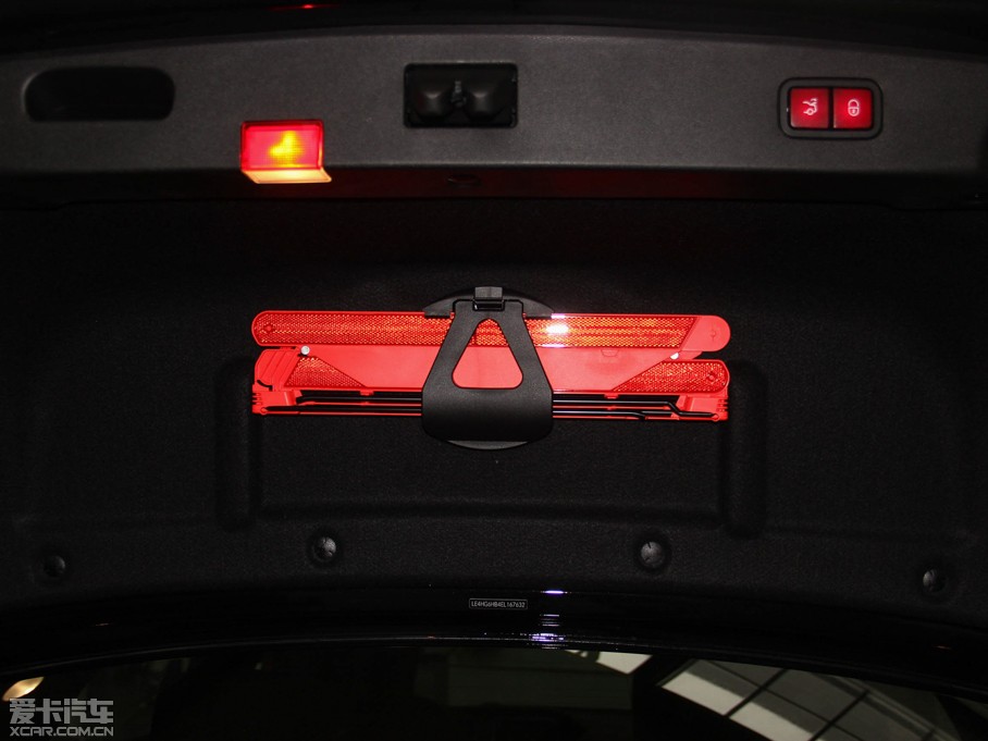 2014YR R 400 4MATIC̄