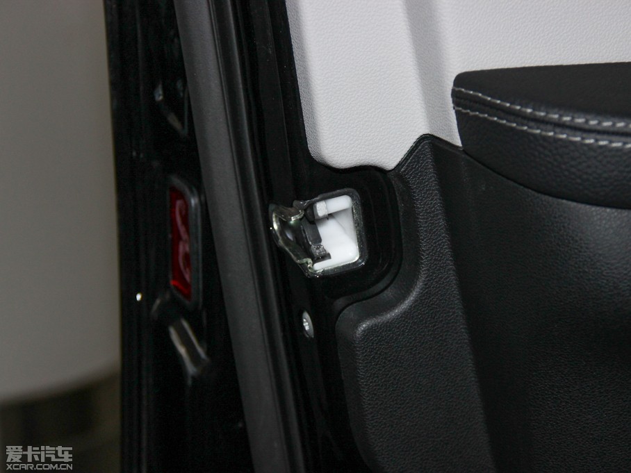 2014YR R 400 4MATICA