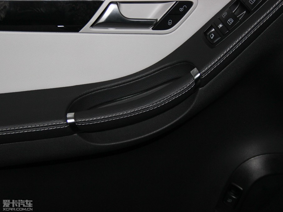 2014YR(j) R 400 4MATICA