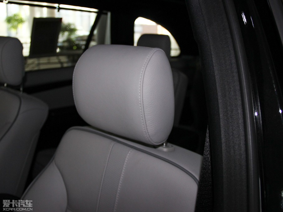 2014YR R 400 4MATICA