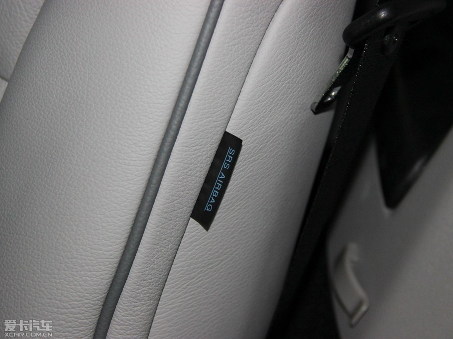 2014YR R 400 4MATICA