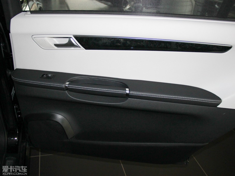 2014YR(j) R 400 4MATICA