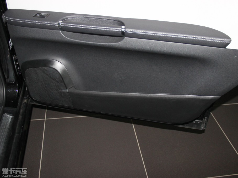 2014YR(j) R 400 4MATICA