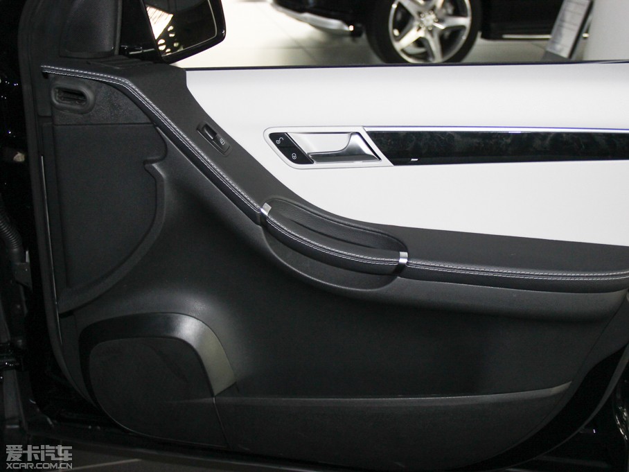 2014YR R 400 4MATICA