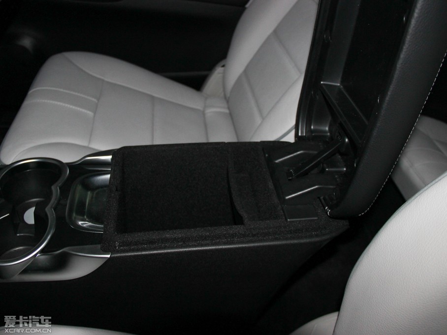 2014YR(j) R 400 4MATICA