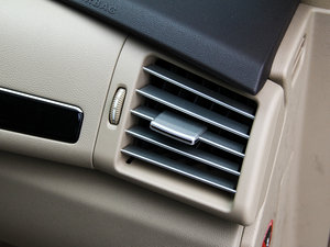 2014R 320 4MATIC̄ п؅^