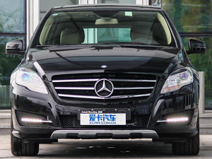 2014R 320 4MATIC̄ ^