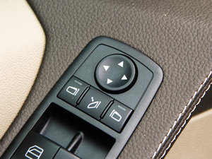 2014R 320 4MATIC̄ п؅^