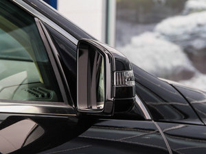 2014R 320 4MATIC̄ ^