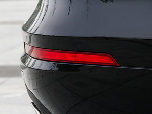 2014R 320 4MATIC̄ ^