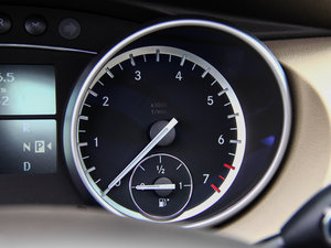 2014R 320 4MATIC̄(w) п؅^(q)