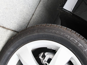 2014R 320 4MATIC̄ ^